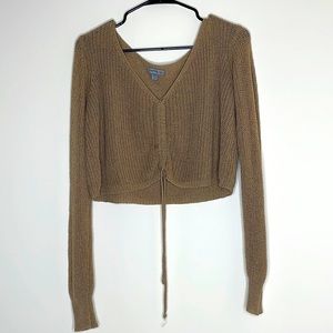 Beige knitted crop top